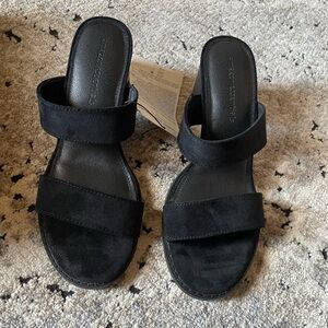 Chic Black Heeled Sandals strap slides